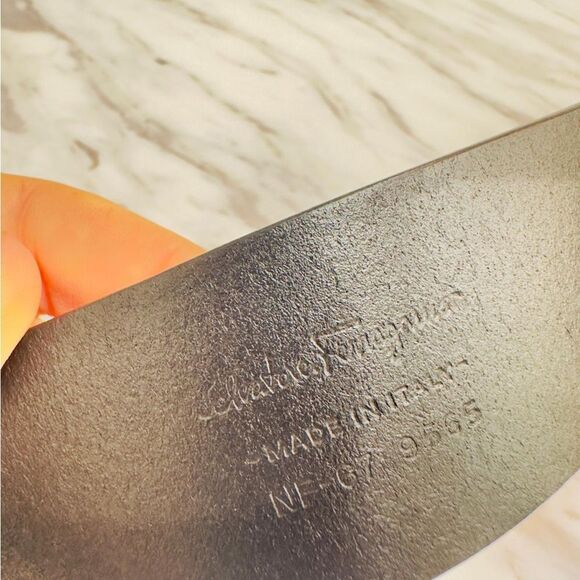 Salvatore Ferragamo Black and Gold Belt - Picture 3 of 6